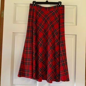 Cremieux plaid skirt. Size 6. Excellent condition